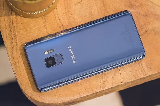 Thiết kế đẹp chỉ là một trong nhiều ưu điểm của Galaxy S9. Nguồn: Android Pit