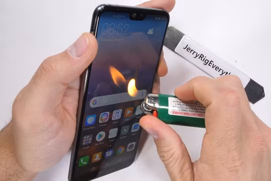 Nguồn: Jerry Rig Everything