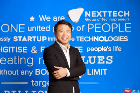 CEO Nguyễn Hòa Bình, ông chủ của tập đoàn NextTech gồm 20 công ty thành viên hoạt động trên 7 quốc gia. NextTech từng được trang công nghệ TechCrunch ví như Alibaba của Việt Nam. Ảnh: NextTech