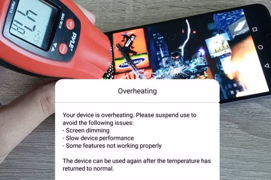 Tình trạng quá nhiệt xảy ra khi chạy bài thử benchmark trên thiết bị Huawei. Ảnh: Anandtech
