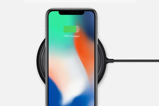 Sạc nhanh và sạc không dây sẽ làm giảm tuổi thọ của pin nhanh hơn dự kiến. Nguồn: Wired