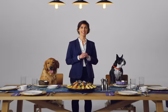 Giáo sư Joelle Pineau hiện đang là trưởng phòng thí nghiệm AI của Facebook tại Montreal, Canada. Nguồn: NY Times