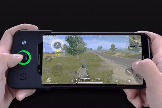 Black Shark đứng đầu trong bảng xếp hạng các mẫu Android có hiệu năng tốt nhất trong tháng 6/2018. Ảnh: Engadget