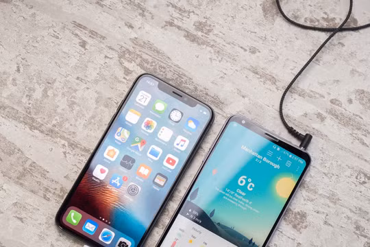 iPhone không còn cổng tai nghe là lý do người dùng chuyển sang Android. Nguồn: PhoneArena