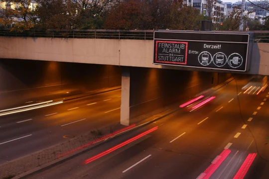 Stuttgart là thành phố đầu tiên khởi động dự án cấm phương tiện động cơ Diesel lưu hành trong khu vực nội đô. Nguồn: CNET