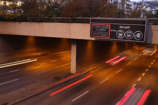 Stuttgart là thành phố đầu tiên khởi động dự án cấm phương tiện động cơ Diesel lưu hành trong khu vực nội đô. Nguồn: CNET