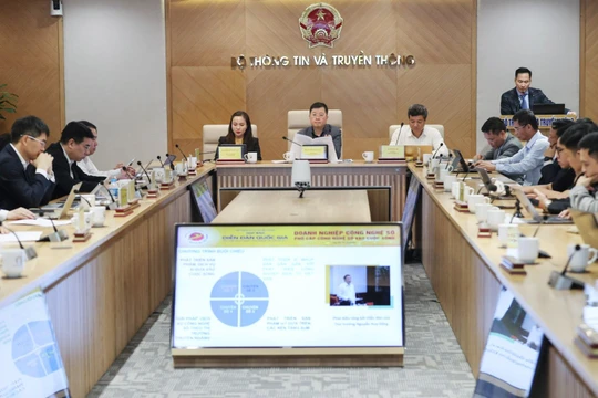 Bộ Thông tin và Truyền thông công bố về Diễn đàn quốc gia về phát triển doanh nghiệp công nghệ số Việt Nam lần thứ V với chủ đề “Doanh nghiệp công nghệ số - Phổ cập công nghệ số vào cuộc sống”.