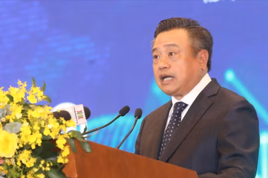 Chủ tịch TP Hà Nội Trần Sỹ Thanh phát biểu tại Hội thảo