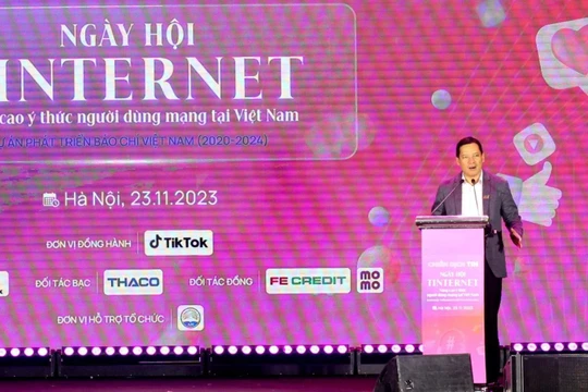 Ông Lê Quang Tự Do khuyên các bạn trẻ nên học cách phớt lờ những bình phẩm tiêu cực trên mạng xã hội.