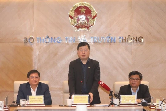 Thứ trưởng Bộ TT&TT Nguyễn Thanh Lâm thông tin về Chương trình Ngày hội thắm tình hữu nghị đặc biệt Việt Nam - Lào năm 2023.