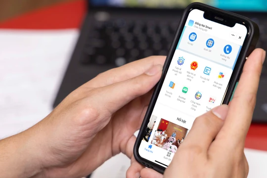 Nhiều tính năng gắn liền với đời sống của người dân được tỉnh Đồng Nai xây dựng trên Zalo mini app “Đồng Nai Smart”. Ảnh: Ngọc Mỹ 