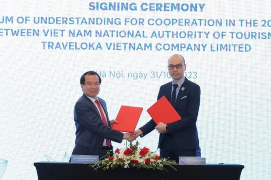 Cục Du lịch Quốc gia Việt Nam phối hợp với Traveloka thúc đẩy chuyển đổi số trong ngành du lịch