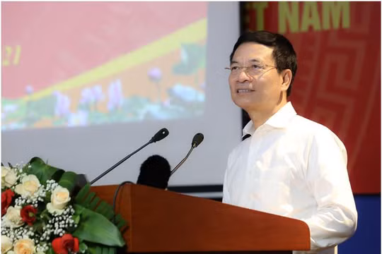 Bộ trưởng Nguyễn Mạnh Hùng phát biểu tại buổi làm việc. Ảnh Mic