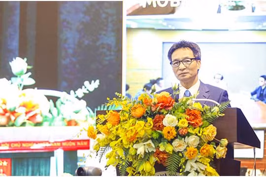 Phó Thủ tướng Vũ Đức Đam phát biểu tại Hội nghị. Ảnh Mic