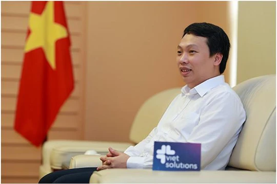 Thứ trưởng Bộ TT&TT Nguyễn Huy Dũng