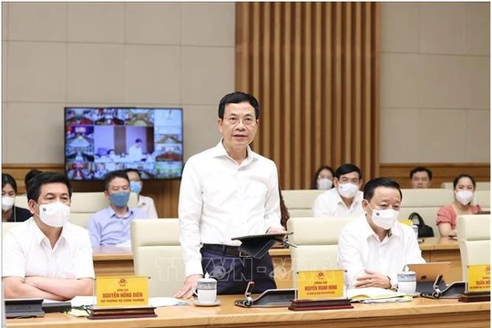 Bộ trưởng Nguyễn Mạnh Hùng phát biểu tại Hội nghị (ảnh TTXVN)