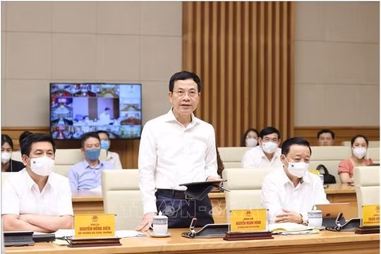 Bộ trưởng Nguyễn Mạnh Hùng phát biểu tại Hội nghị (ảnh TTXVN)