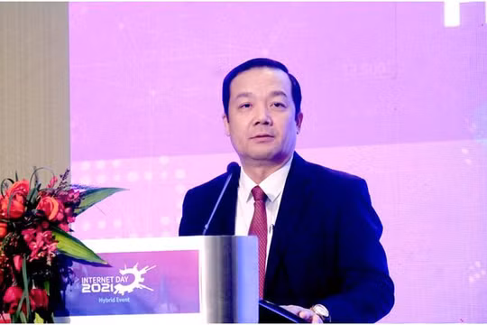 Thứ trưởng Phạm Đức Long phát biểu tại hội thảo. Ảnh Mic