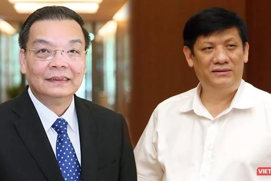 Chủ tịch UBND TP Hà Nội Chu Ngọc Anh (trái) và Bộ trưởng Bộ Y tế Nguyễn Thanh Long (phải)