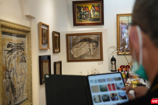 Tranh Phạm Lực thu hút người thưởng thức vì sự phá cách trong sáng tạo nhưng vẫn mang đậm dấu ấn Việt Nam 