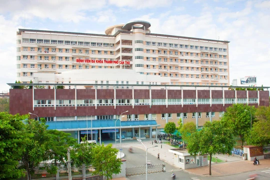 BVĐK TP Cần Thơ đang gặp nhiều khó khăn khi máy móc bị trục trặc không được khắc phục kịp thời và tình trạng thiếu thuốc trầm trọng