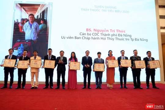 Lễ tuyên dương Thầy thuốc trẻ tiêu biểu năm 2020