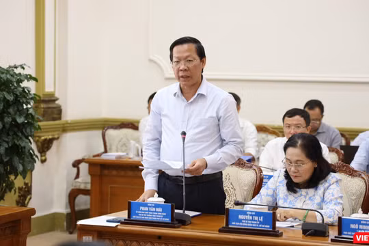 Chủ tịch UBND TP.HCM Phan Văn Mãi nhấn mạnh cần tháo gỡ nút thắt giao thông, mở liên kết vùng