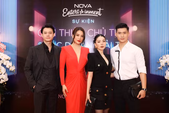 Diễn viên Anh Dũng, ca sĩ Lệ Quyên đến chúc mừng tân Chủ tịch Nova Entertainment Trương Ngọc Ánh 