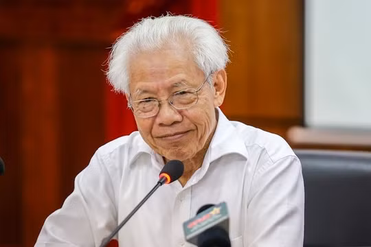 GS. Hồ Ngọc Đại 