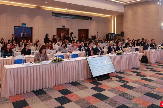 Nhiều chuyên gia trong nước và quốc tế đã tham gia Diễn đàn "Đổi mới sáng tạo trong lĩnh vực Y tế" 