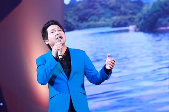 Ca sĩ Trọng Tấn 