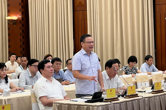 Ông Lê Văn Thanh - Thứ trưởng Bộ Lao động Thương binh và Xã hội - giải thích về việc lựa chọn phương án nghỉ Tết