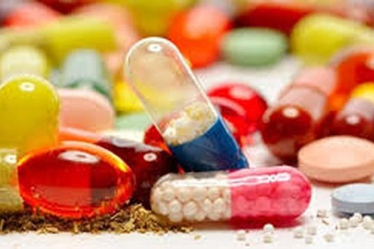 Bộ Y tế huỷ thầu đối với 20 thuốc thuộc gói cung cấp cho các tỉnh miền Trung và Tây Nguyên giai đoạn 2022-2023, do không lựa chọn được nhà thầu