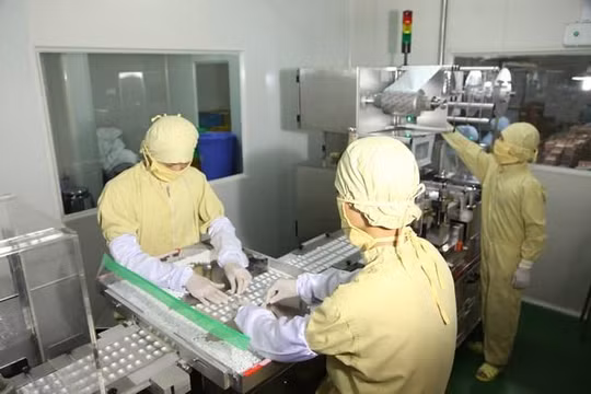 Các doanh nghiệp kinh doanh, sản xuất thực phẩm sẽ có nhiều thuận lợi sau khi bãi bỏ nhiều văn bản quy phạm pháp luật (ảnh: Internet)