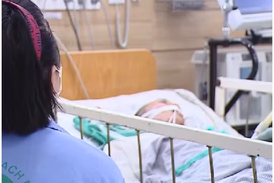 Thiếu niên 15 tuổi bị tổn thương não vì loại ma tuý cực độc trong thuốc lá điện tử