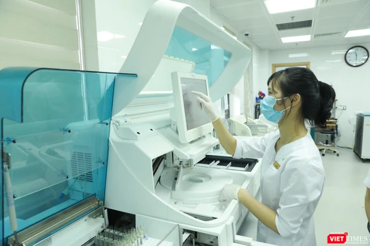 Trang thiết bị y tế càng hiện đại, càng hỗ trợ hiệu quả cho công tác khám và chữa bệnh