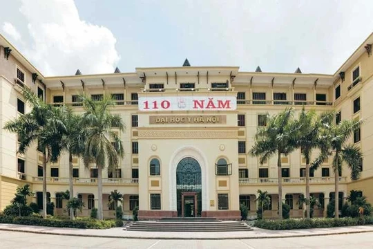 Xuất hiện chiêu trò lừa nộp tiền để bệnh nhân được mổ sớm