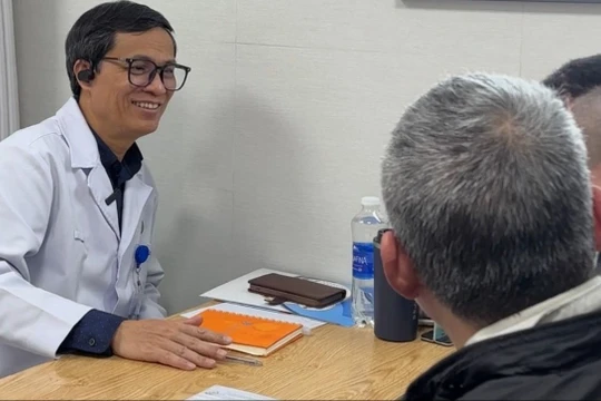 Ca phẫu thuật “đổi đời” cho chàng trai bị động kinh suốt 21 năm