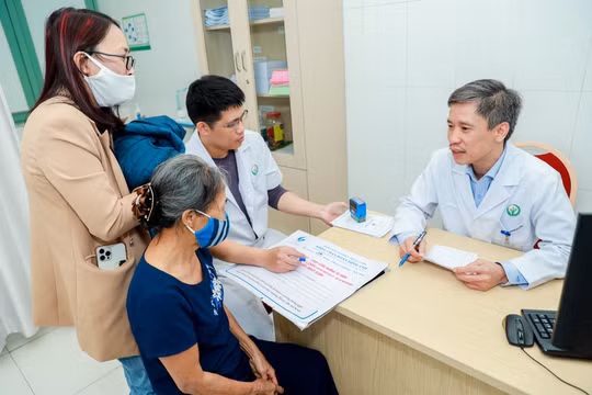 Từ 1/4/2024, việc chuyển tuyến bằng hình thức điện tử sẽ thuận tiện và nhanh chóng hơn cho người bệnh