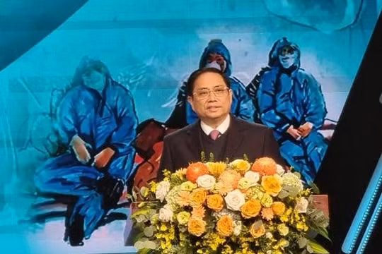 Thủ tướng Chính phủ Phạm Minh Chính ghi nhận sự cống hiến to lớn của các thế hệ thầy thuốc Việt Nam