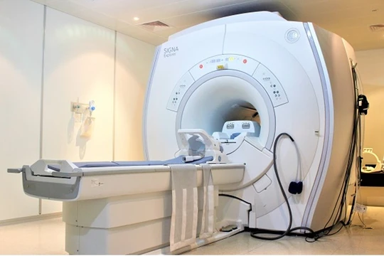 Các nhà khoa học Việt Nam đã nghiên cứu và ứng dụng thành công vật liệu nano Gd2O3 trong chụp cộng hưởng từ MRI, có độ tương phản cao và độc tính thấp
