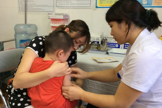 Bệnh sởi tái xuất hiện - nguy cơ bùng phát dịch hiện hữu