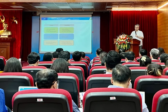 Các nhà khoa học Việt Nam được hỗ trợ công cụ giúp tìm ra các công nghệ mới và đầu tư đúng hướng