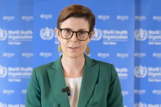 TS Angela Pratt nói về hướng đi để Việt Nam miễn viện phí toàn dân