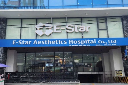 Không giấy phép vẫn hành nghề thẩm mỹ và treo biển “bệnh viện”