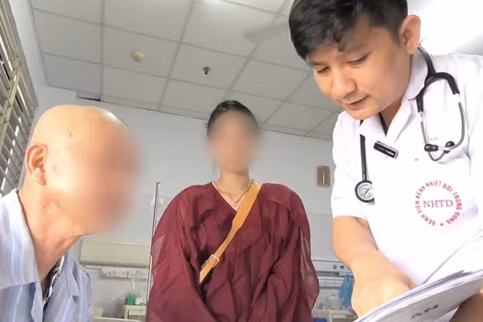 Sốt kéo dài: Thủ phạm có thể là nấm và virus 