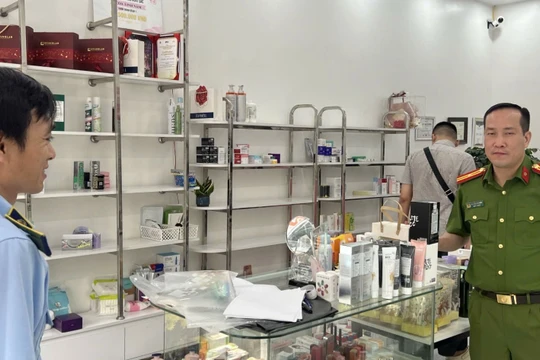 Mỹ phẩm phóng đại công dụng, quảng cáo như thuốc: Sở Y tế Hà Nội cảnh báo gắt