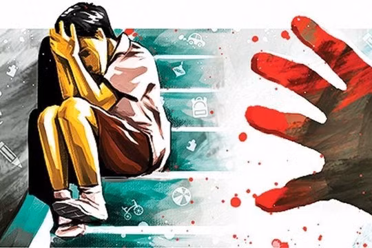 Bé gái 3 tháng tuổi nhập viện cấp cứu do bị người thân xâm hại