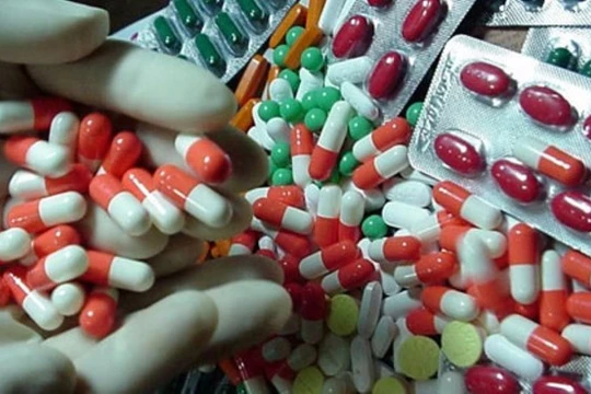 Cục Quản lý Dược yêu cầu Sở Y tế Hà Nội xác minh 2 loại thuốc giả