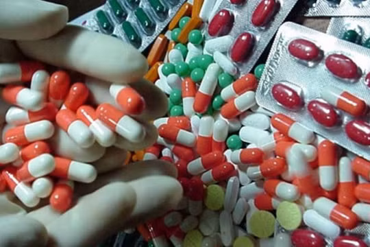 Cục Quản lý Dược yêu cầu Sở Y tế Hà Nội xác minh 2 loại thuốc giả